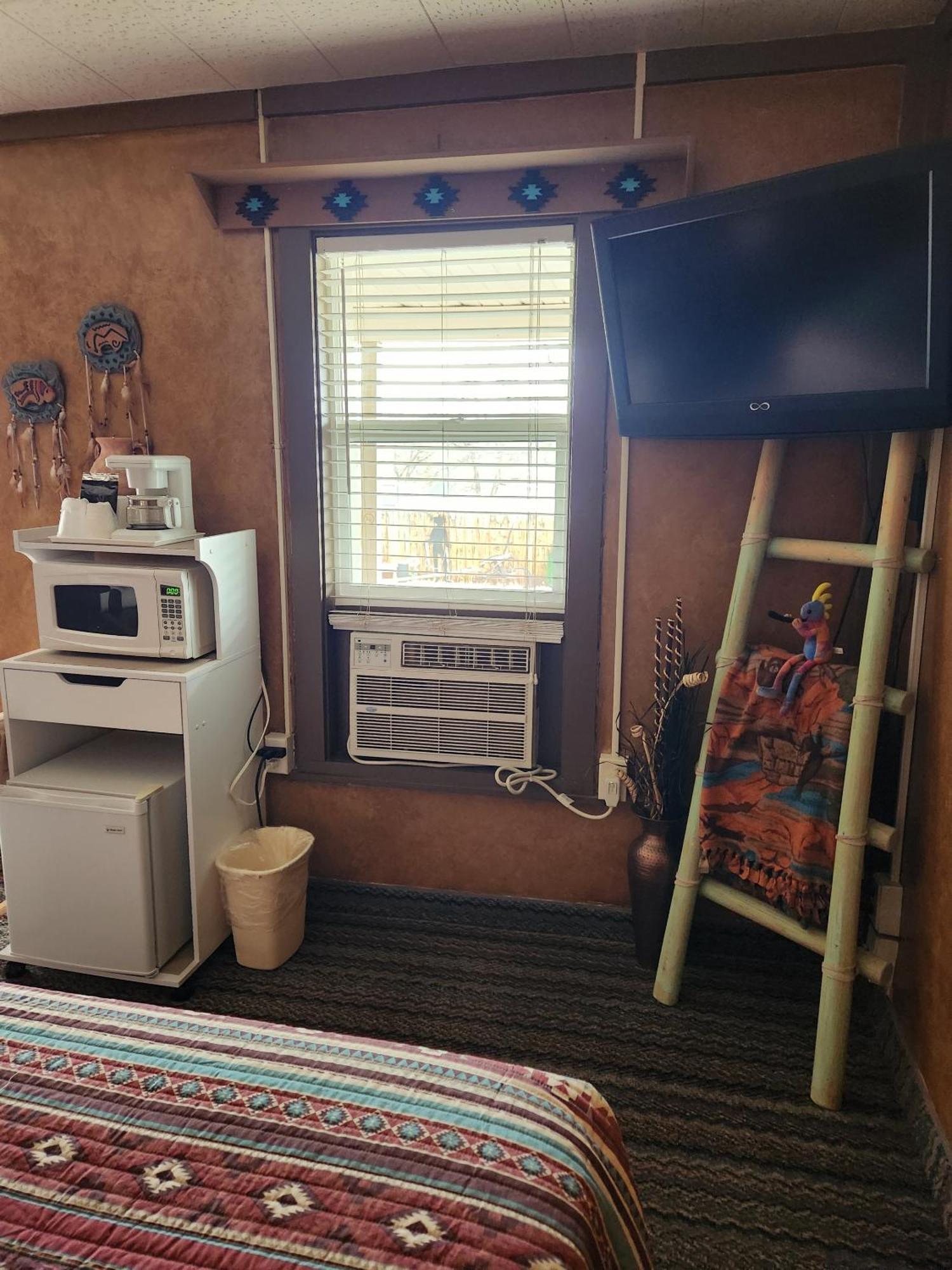 إيسكالانتي Cowboy Country Inn المظهر الخارجي الصورة