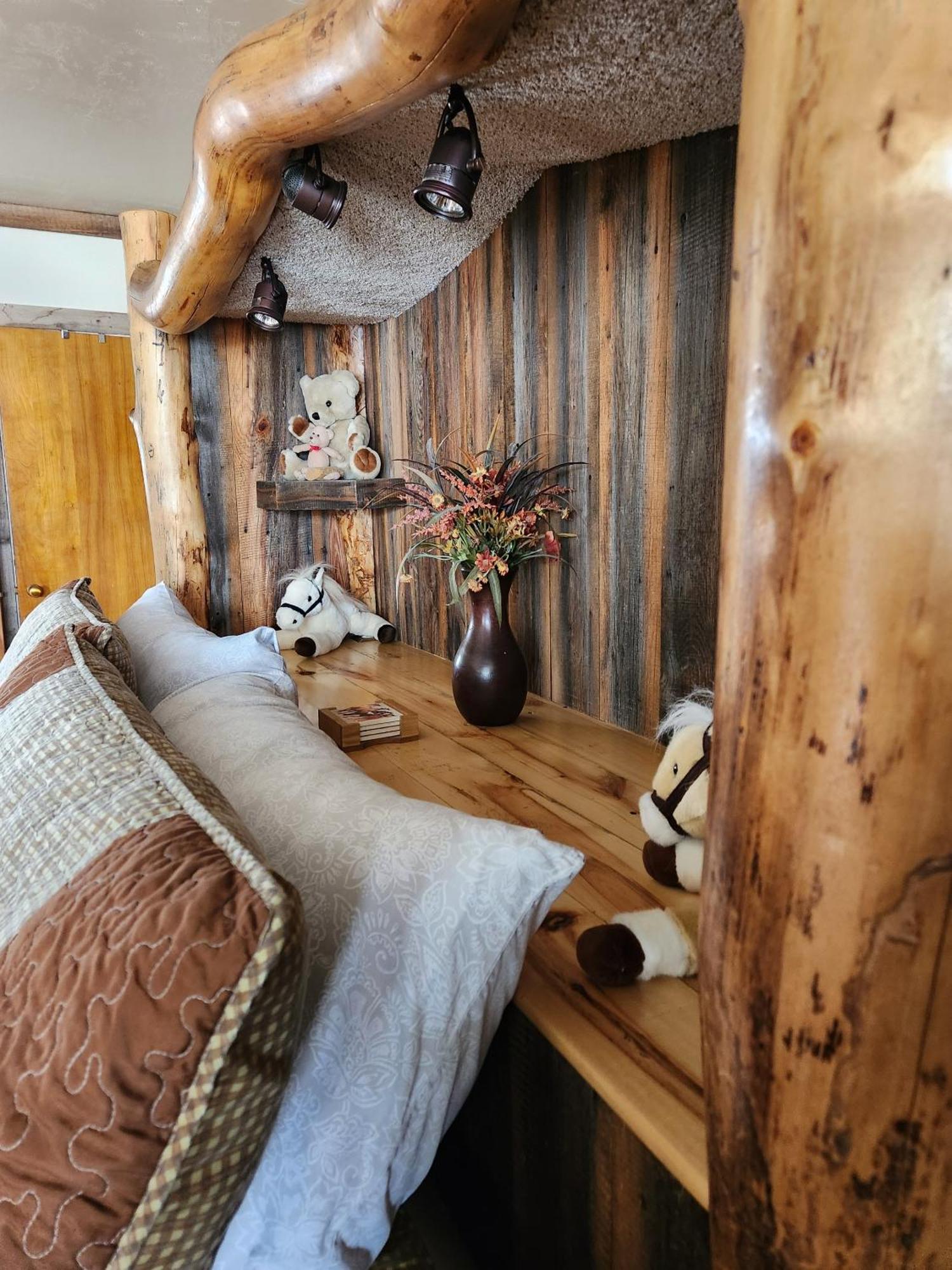 إيسكالانتي Cowboy Country Inn الغرفة الصورة